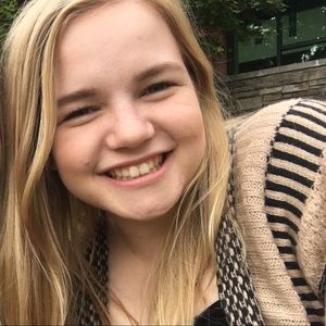 Meet your Posher, Camryn